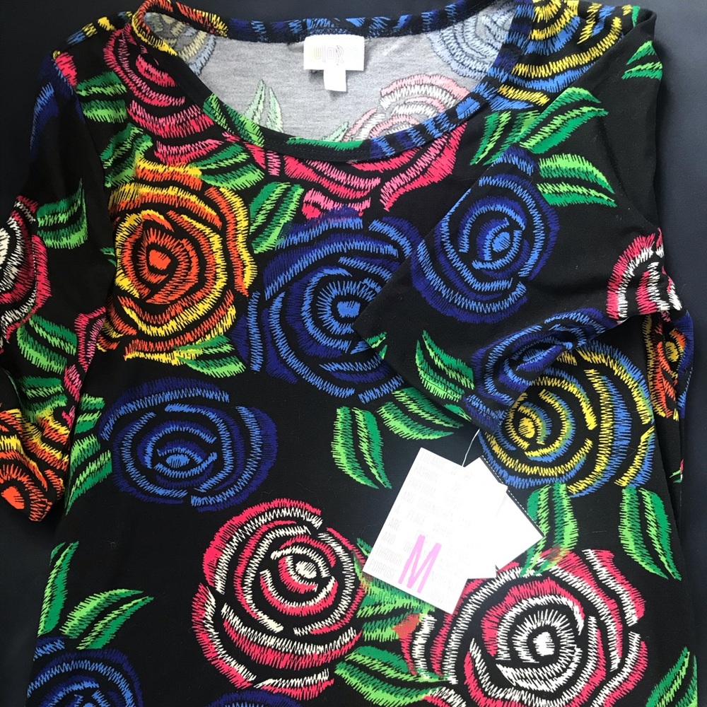 M NWT 3/4 Sleeve Shirt